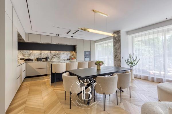 Neuilly-sur-Seine, Appartement 4 Chambres -  157 m² à vendre