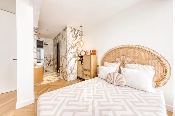 Neuilly-sur-Seine, Appartement 4 Chambres -  157 m² à vendre