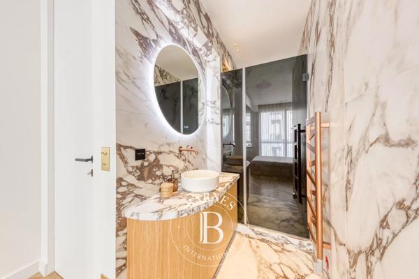 Neuilly-sur-Seine, Appartement 4 Chambres -  157 m² à vendre