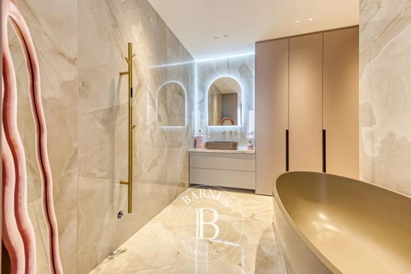 Neuilly-sur-Seine, Appartement 4 Chambres -  157 m² à vendre