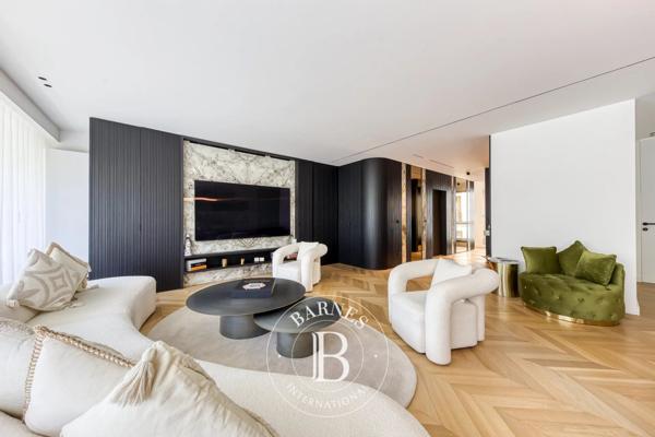 Neuilly-sur-Seine, Appartement 4 Chambres -  157 m² à vendre