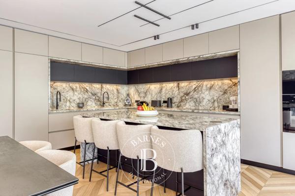Neuilly-sur-Seine, Appartement 4 Chambres -  157 m² à vendre