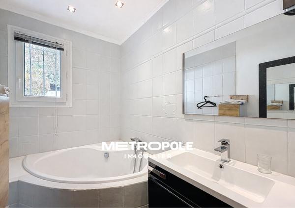 Villa 4 pièce(s) 3 chambre(s) 90 m²