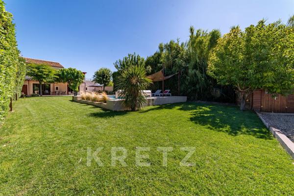 Ancienne grange rénovée avec piscine et son terrain en plein coeur de campagne Nîmoise