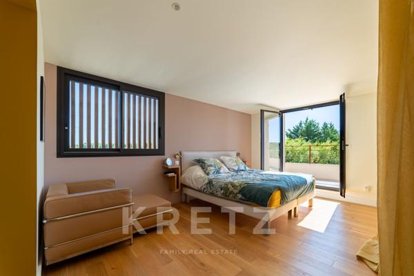 Ancienne grange rénovée avec piscine et son terrain en plein coeur de campagne Nîmoise