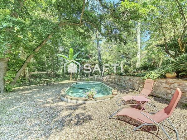 À VENDRE – CHÂTEAU DU XIXe SIÈCLE – 448 m²  avec un parc de 7 hectares  aux portes de Toulouse