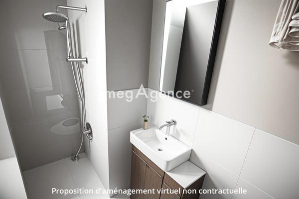 Appartement à HYERES, 83400 - 1 pièce 17m²