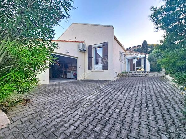 Maison T4 de plain-pied au coeur du village