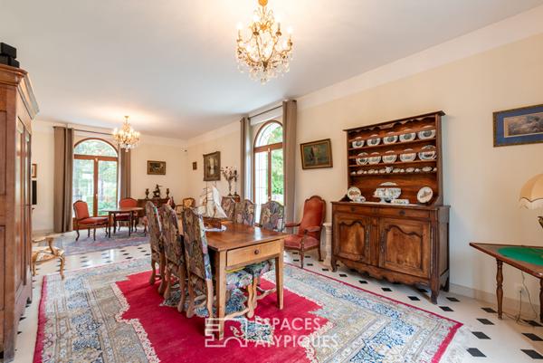 Demeure Île-de-France, élégance et généreux volumes