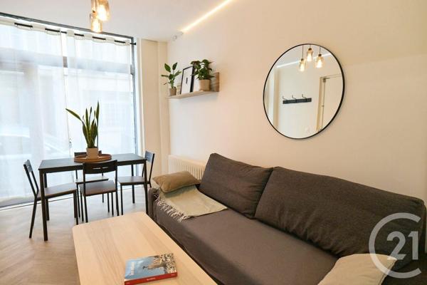 Appartement F3 à vendre  3 pièces - 40,14 m2 PARIS - 75017
