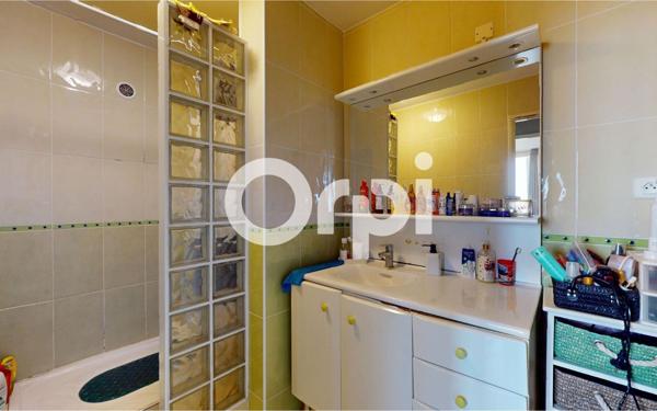 Appartement à vendre    5 pièces • 84,46 m2 Bron