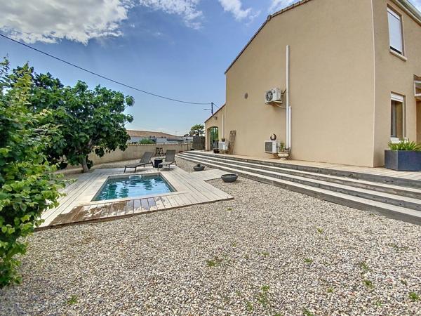 *** VILLA * 4 CHAMBRES * TERRAIN * PISCINE ***