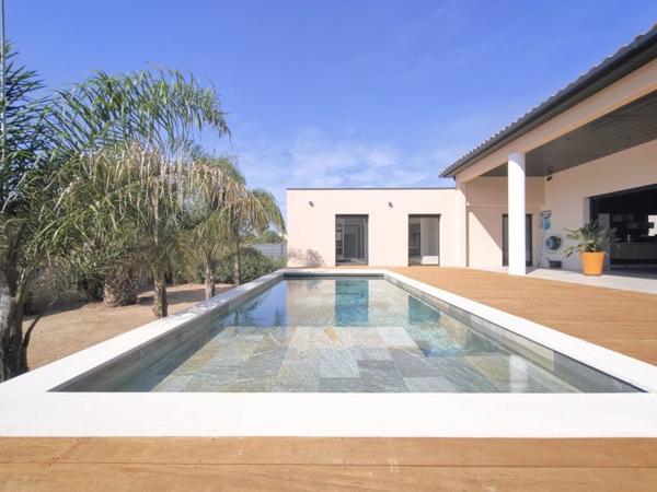 Maison à vendre 1 250 000 € Aigues-Mortes 8 p 236 m² DPE A