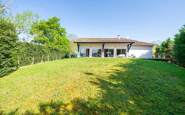 Maison à vendre    5 pièces • 133 m2 Urcuit