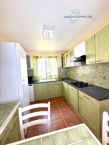 F4 meublé en duplex Rés. LES COTEAUX DU MOUFIA à Ste Clotilde