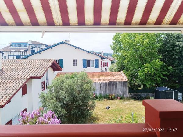 Appartement T2 a 2 MINUTES à pieds de la plage de SOCOA avec place de parking  privative incluse ET cave