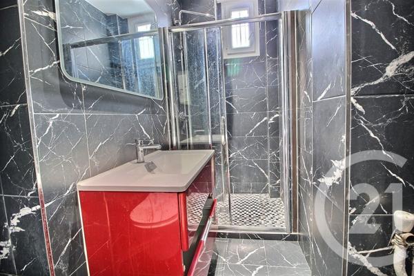 Appartement F3 à vendre  3 pièces - 56,90 m2 PANTIN - 93