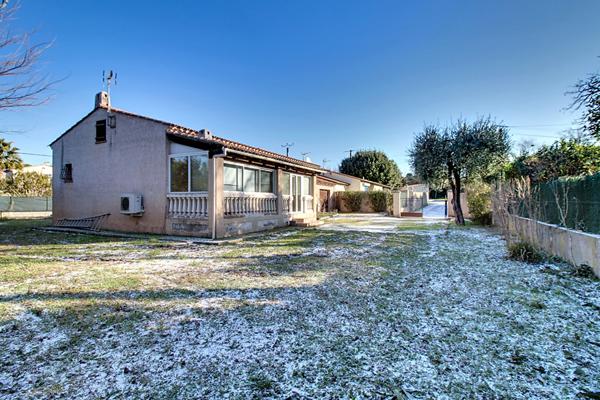 A VENDRE EN EXCLUSIVITE ! Maison Vidauban environ 95 m² , terrain de 734 m² avec garage et cabanon .