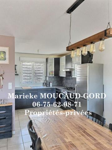 SAINT JUST MALMONT 43240 Maison de ville de 94 m² trois chambres sur 320 m² de terrain