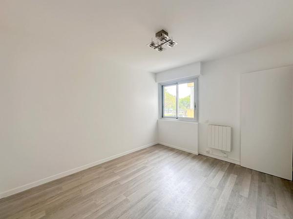 Grand appartement T2bis à CARNON