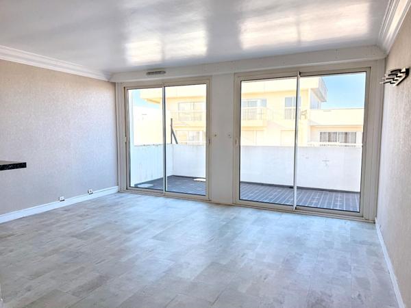 Appartement dernier étage avec terrasse vue mer - marché Pornichet,  
Pornichet 44380