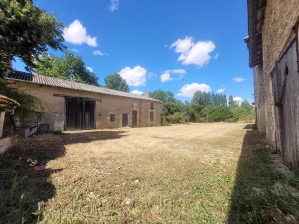 MAISONS - 200 M2 - 8 PIÈCES