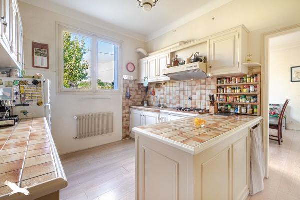 Maison à vendre |  Aixe-sur-Vienne |  8 pièces | 233 m²