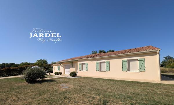 Villa récente de 153 m² de plain pied avec piscine