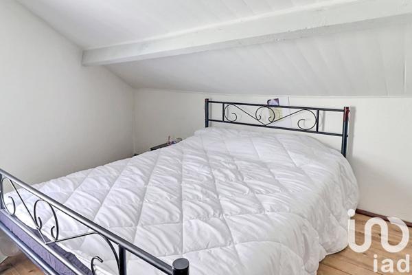 Immeuble à vendre 157 m² Cuers