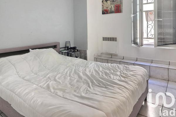 Immeuble à vendre 157 m² Cuers