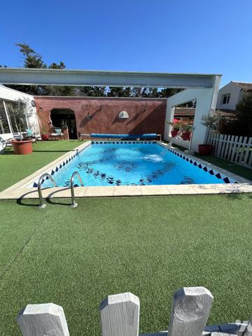 Mas de 283 m² habitables sur 13 000 m²