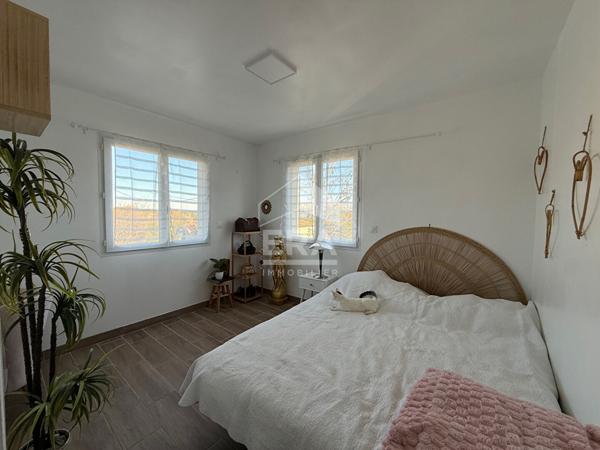 A VENDRE 13850 GREASQUE MAISON DE TYPE 4 DE 100M² SUR 350M² DE JARDIN GARAGE