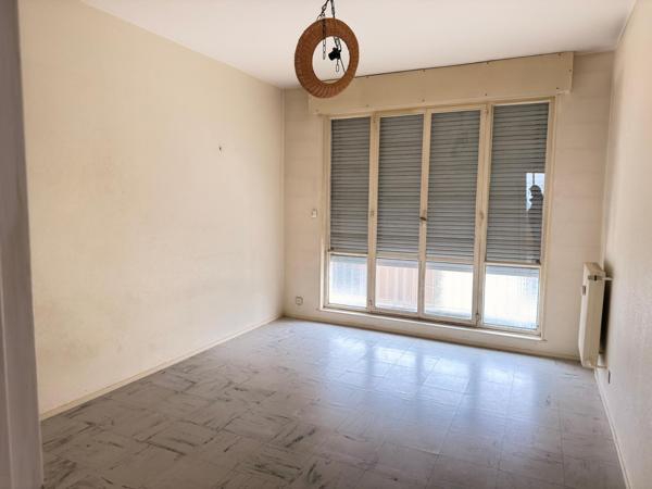 Appartement de 69 m2, 2 ch  avec loggia, garage et cave