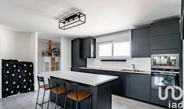 Maison à vendre 4 pièces 111 m² Saint-Savin