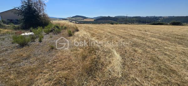 Romain VIALLON Immobilier vous propose en exclusivité une belle opportunité de création de lotissement sur Sainte-Colombe-Sur-Gang, une parcelle de plus de 10 000m2 idéalement située, sur le haut du village, viabilités en bordure, environnement calme et résidentiel. Vue dégagée
8/10 maisons possible.

Ne TARDEZ PAS.... Contactez moi