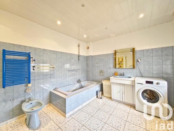 Maison 5 pièces de 100 m² à Sainte-Marie-aux-Chênes (57255)