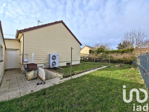 Maison 5 pièces de 100 m² à Sainte-Marie-aux-Chênes (57255)