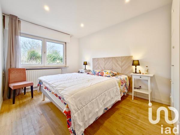 Maison 5 pièces de 100 m² à Sainte-Marie-aux-Chênes (57255)