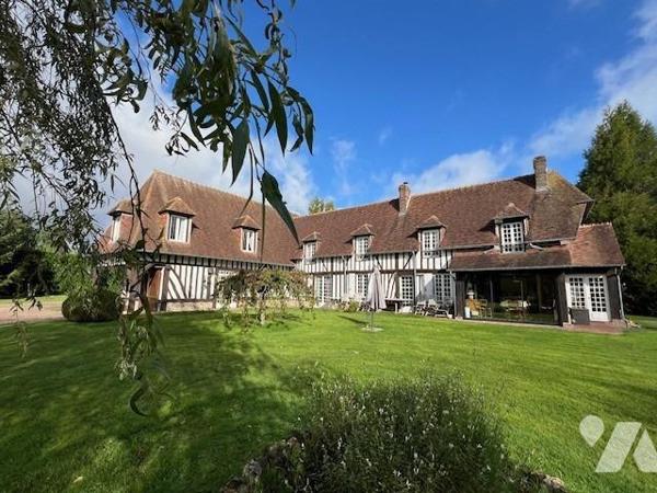 PROXIMITE IMMEDIATE DE THIBERVILLE BELLE PROPRIETE AVEC PISCINE DANS UN BEL ENVIRONNEMENT