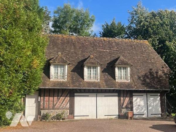 PROXIMITE IMMEDIATE DE THIBERVILLE BELLE PROPRIETE AVEC PISCINE DANS UN BEL ENVIRONNEMENT