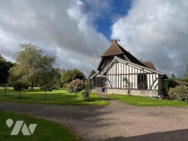 PROXIMITE IMMEDIATE DE THIBERVILLE BELLE PROPRIETE AVEC PISCINE DANS UN BEL ENVIRONNEMENT
