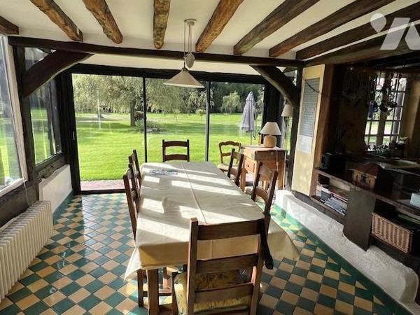 PROXIMITE IMMEDIATE DE THIBERVILLE BELLE PROPRIETE AVEC PISCINE DANS UN BEL ENVIRONNEMENT