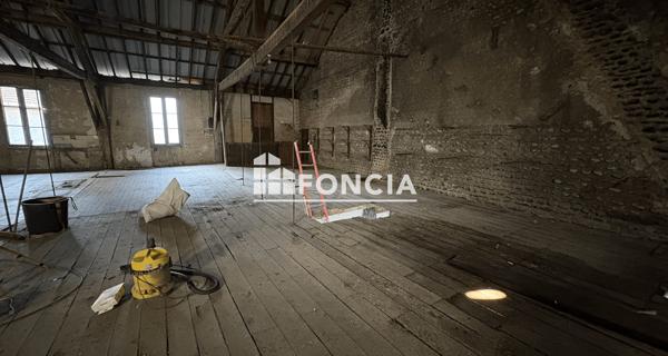 À vendre Immeuble 597 m² - Tarbes 65000