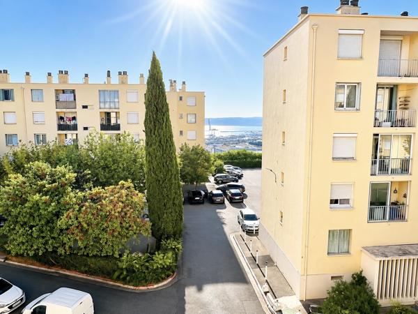 Appartement
         3 pièces
        - 51 m² Exclusivité 90 000 € *