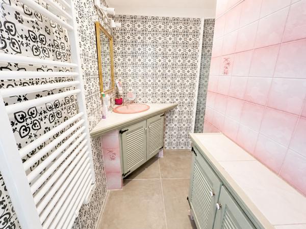 Appartement
         3 pièces
        - 51 m² Exclusivité 90 000 € *