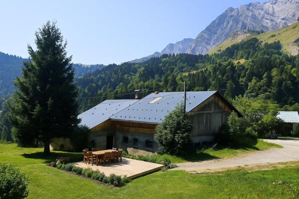 La Giettaz (73590) Chalet Authentique avec grange