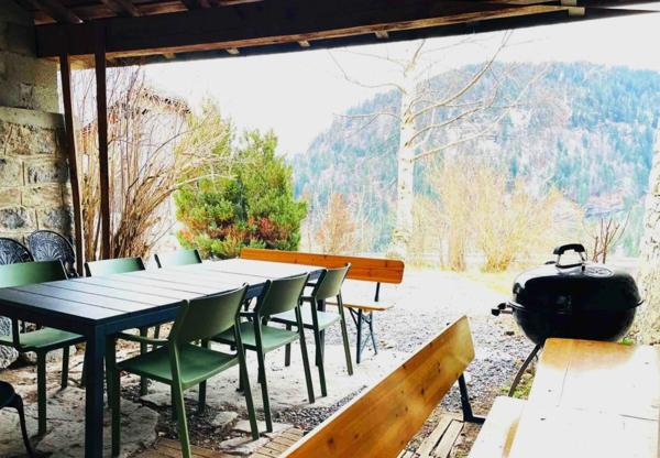 La Giettaz (73590) Chalet Authentique avec grange