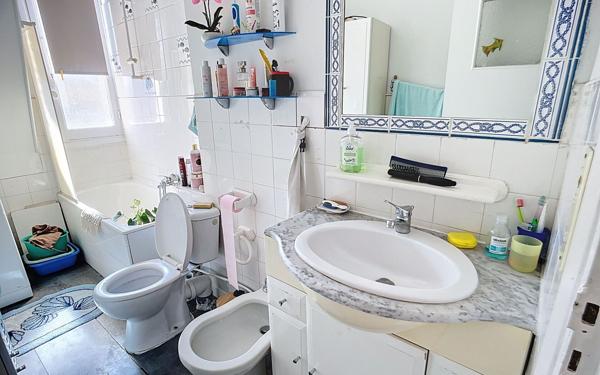 Appartement à vendre    2 pièces • 36,81 m2 Nice