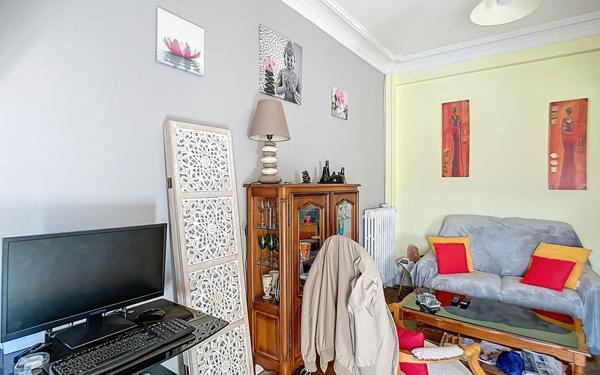 Appartement à vendre    2 pièces • 36,81 m2 Nice
