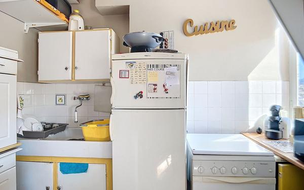 Appartement à vendre    2 pièces • 36,81 m2 Nice